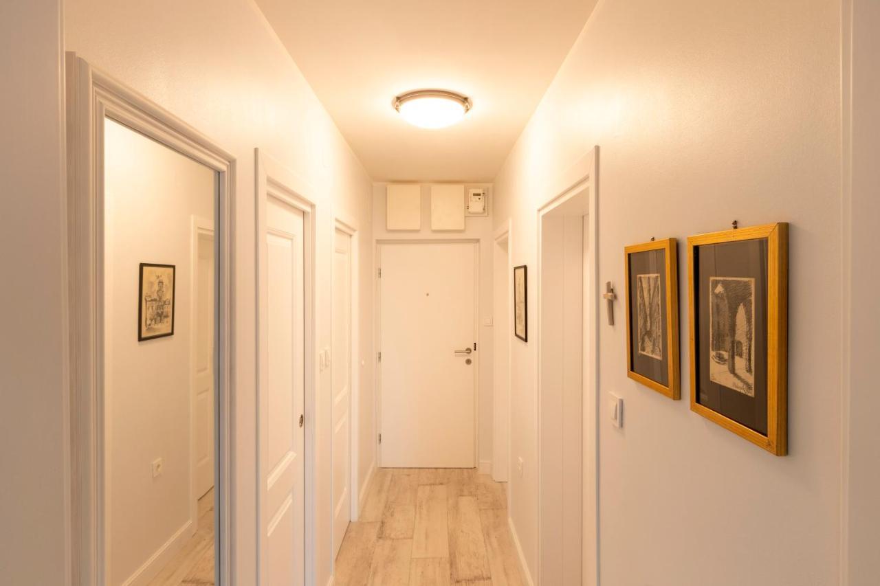 Paha-Paha Modern Apartment With Sea View, Fast Wi-Fi, And Free Parking! Рийека Екстериор снимка